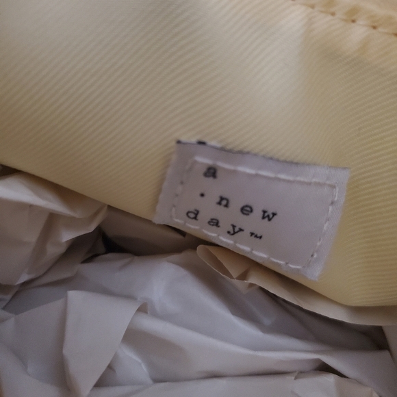 NEW A New Day Tubular Crossbody Bag - Picture 9 of 12